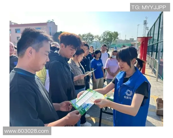 李伟篮球生涯回顾与展望：从球场到人生的精彩对话