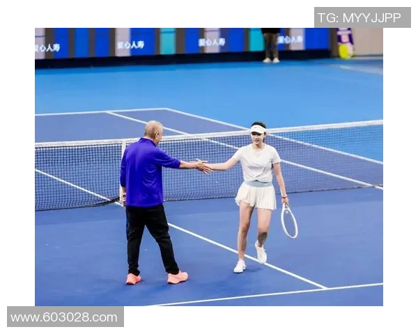 聚焦网球：探讨上海网球队的默契配合与战术协作之道