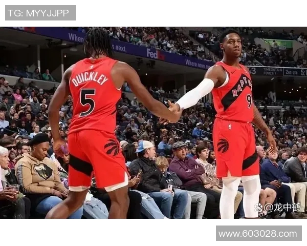 快船与篮网激战正酣精彩比赛直播全程回顾与分析