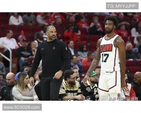 火箭队与独行侠的精彩对决直播回顾与赛后分析