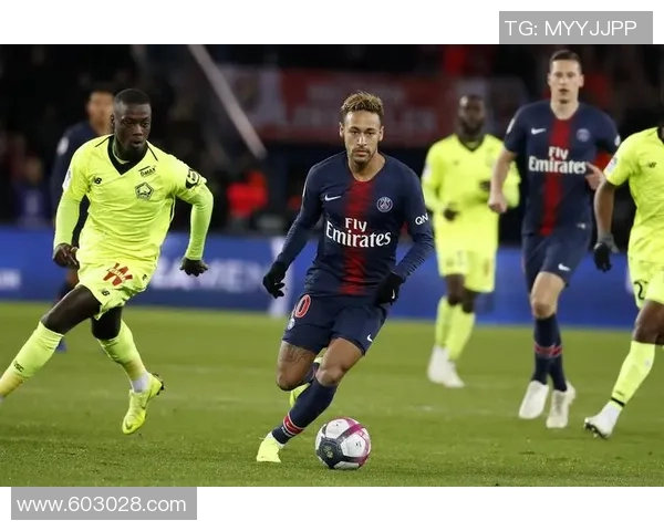 里尔与巴黎圣日耳曼2019赛季精彩对决回顾与分析