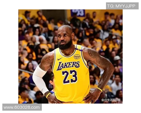 詹姆斯与中国球迷的互动与争议背后的故事与情感交流