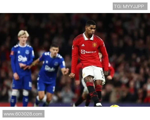 路士与曼联激战正酣谁能在这场巅峰对决中笑到最后 路士与曼联激战正酣谁能在这场巅峰对决中笑到最后