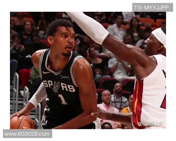 马刺与勇士精彩对决录像回放分析及赛后精彩瞬间回顾